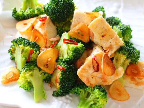 美味♪ブロッコリーと豆腐のペペロンチーノ炒め